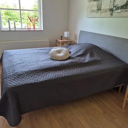 Fredfyldt Skovbolig Med Udespa Villa Rødding
