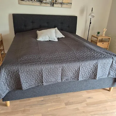 Fredfyldt Skovbolig Med Udespa *